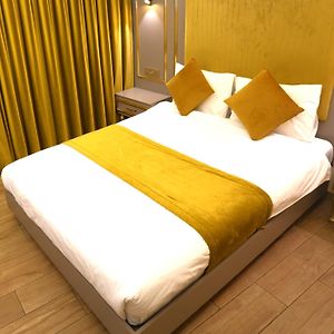 Taksim La Marino Hotel